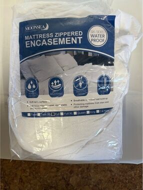 Moonsea Full Size Mattress Zippered Encasement Waterproof Breathable Protector